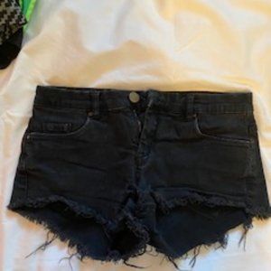 BlankNYC distressed shorts